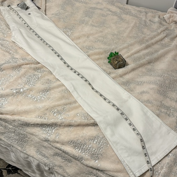 Joe’s White Boot cut Jeans, High Waist Icon Fit, stretch, w28 - Picture 7 of 8